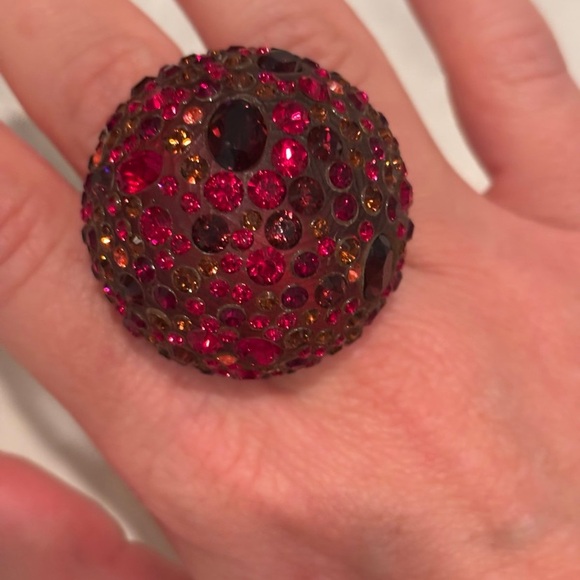 Alexis Bittar brown lucite color ring w/multi color burgundy red shades crystals - Picture 8 of 8